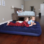 Bestway двоен душек на надувување 191x137x22cm