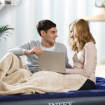 Intex Fiber Tech Technology Душек на надувување 137cm x 191cm x 25cm