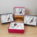 Сет накит со рачен часовник