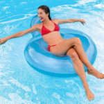 Intex фотеља за во вода