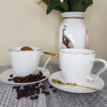 White луксузен сет од две шолји за топол напиток