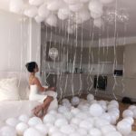 Бели латекс балони сет од 100