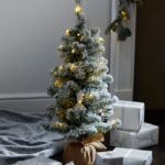 Мини снежнa елкa 90cm