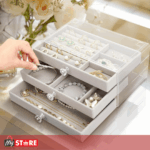 Плишана кутија за накит